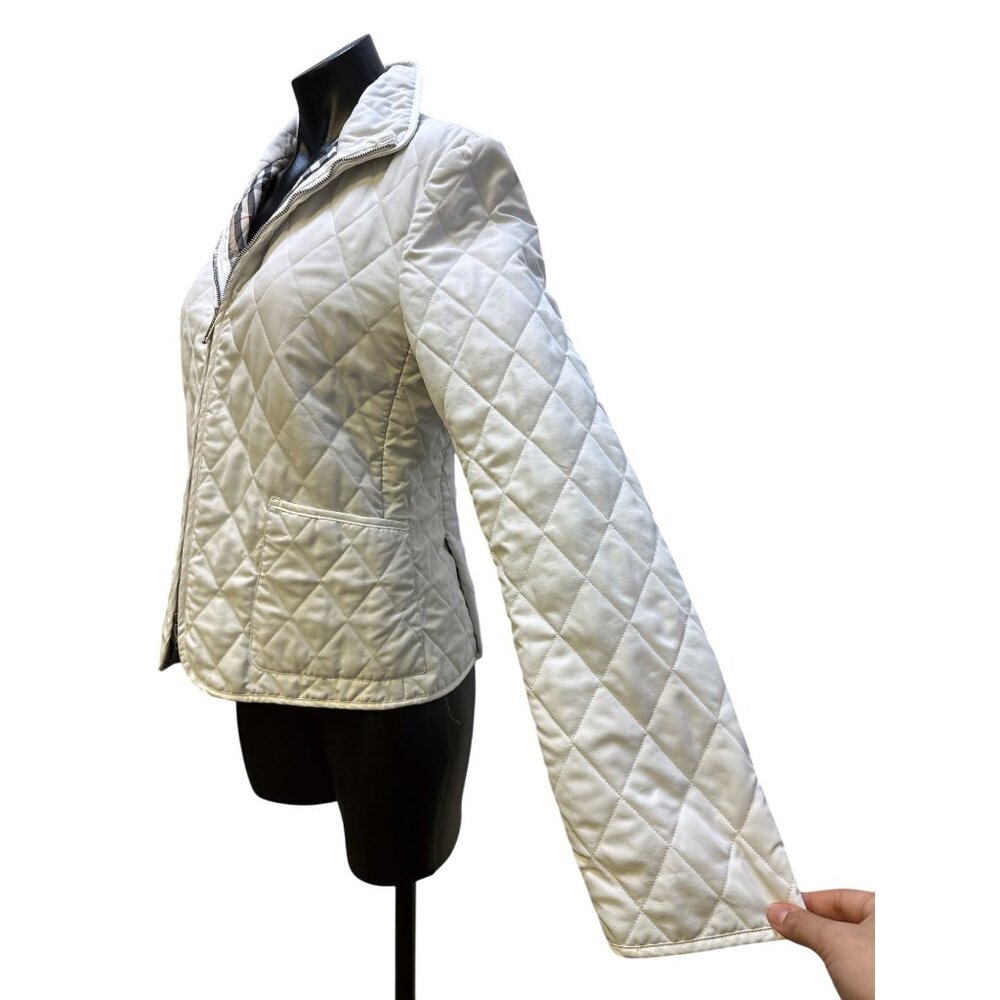 Burberry Quilted Jacket w/Plaid Lining & Zip Closure Ivory S - Picture 5 of 13